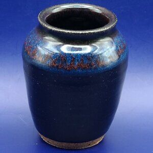 Signed Studio Art Pottery 4.5” Tall 3.5” Diameter Vase Deep Blue with Brown Val